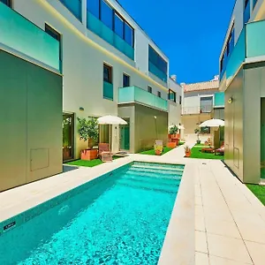 Holiday home Executive Townhouse, Centre, Shared Pool, Tavira